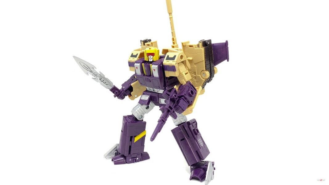 Transformers Legacy Blitzwing First Look In Hand Image  (27 of 61)